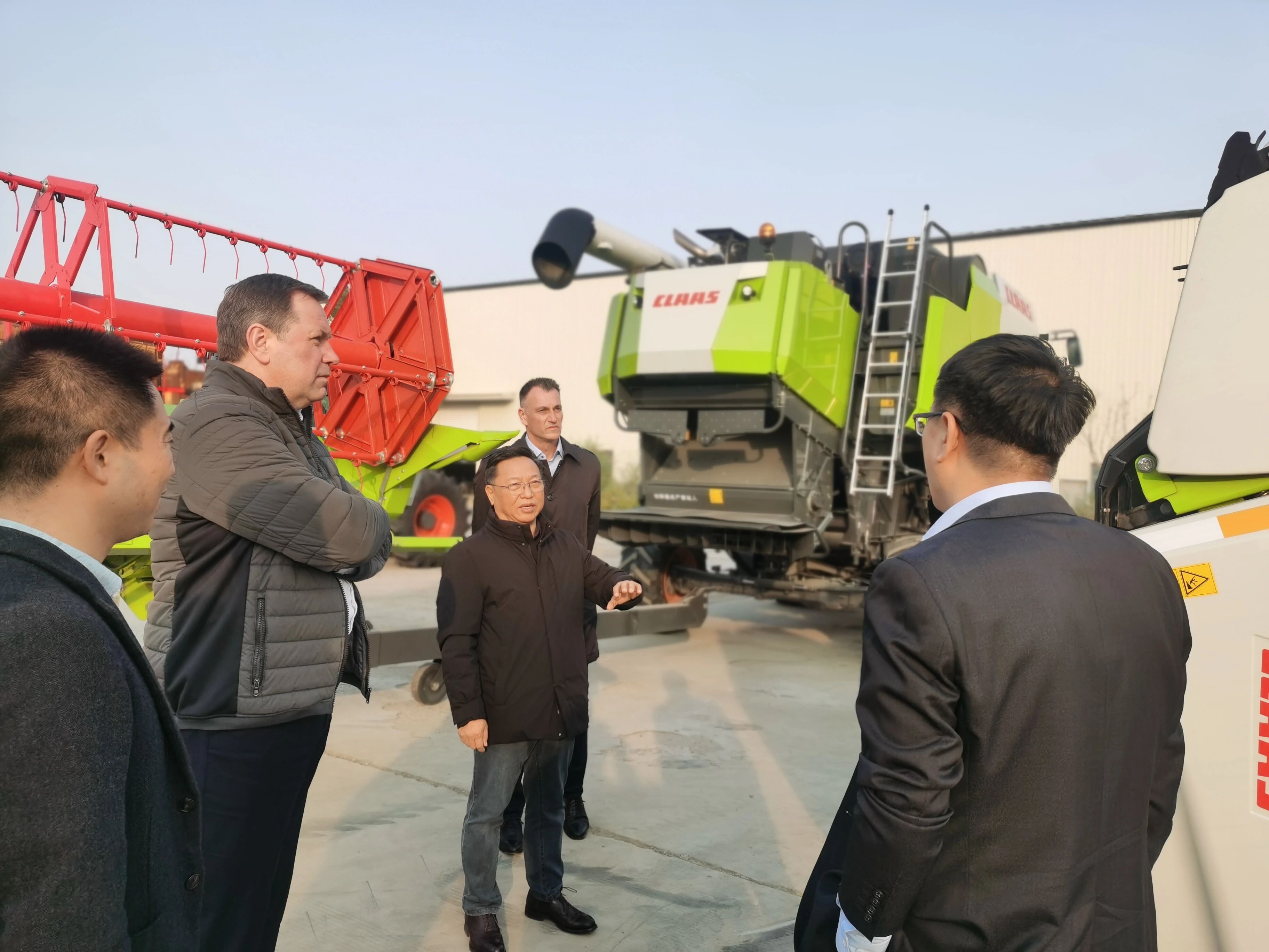 走進西區(qū)，走近用戶｜CLAAS全球領(lǐng)導層深入新疆市場調(diào)研——以用戶為中心，深耕區(qū)域市場，助力現(xiàn)代農(nóng)業(yè)高質(zhì)量發(fā)展