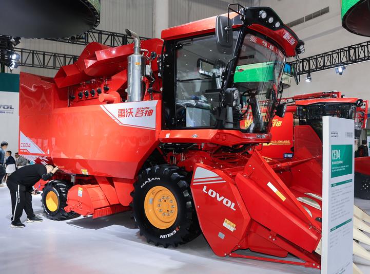 聯合收割機插秧機跨區作業證申領與安全作業指南