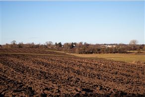 內(nèi)蒙古關(guān)于對部分農(nóng)機企業(yè)補貼產(chǎn)品違規(guī)經(jīng)營行為處理的通報