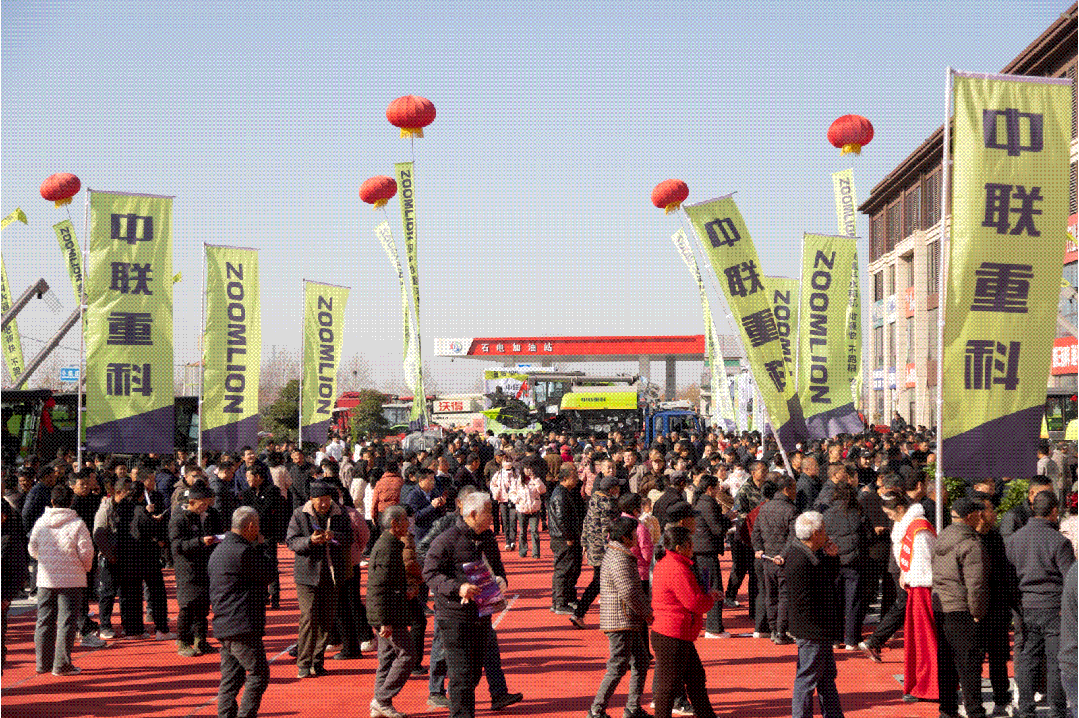 火火火！中联重科履带式收割机走红全国农机跨区作业大县